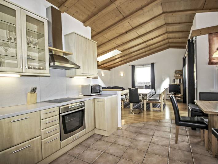 Ferienhaus für 12 Personen, mit Balkon und Terrasse sowie Garten und Ausblick in Umhausen - 2