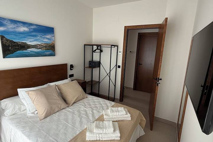 Location de vacances pour 12 personnes, avec piscine à Montanejos - 2