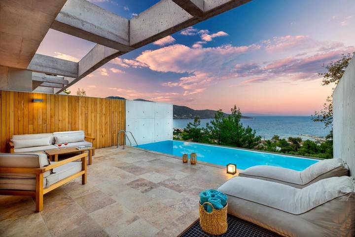 Villa für 3 Personen, mit Balkon und Terrasse sowie Pool und Ausblick auf Thassos