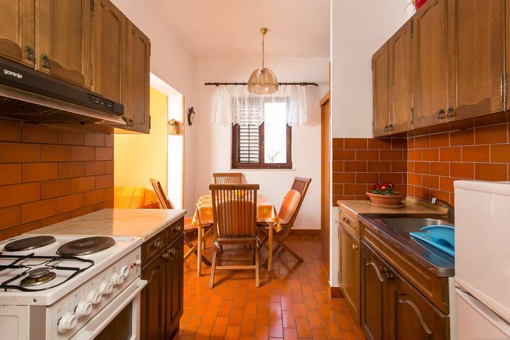 Vakantiewoning voor 4 personen, met balkon en uitzicht op zee in Zaton