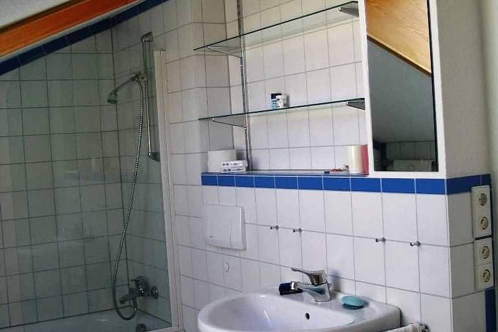 Ganze Wohnung, Odenwaldblick Michelstadt - Ferienwohnung Odenwaldblick in Michelstadt, Main-Odenwald
