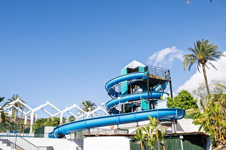 Ferienwohnung für 3 Personen, mit Kinderpool und Terrasse sowie Garten, kinderfreundlich in Benalmádena - 2