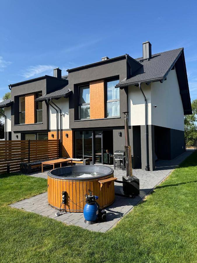 Villa für 8 Personen, mit Sauna und Garten sowie Ausblick - 1