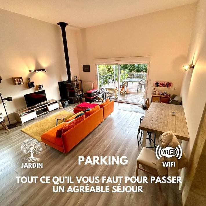 Gîte pour 6 personnes, avec vue et jardin à Cambes