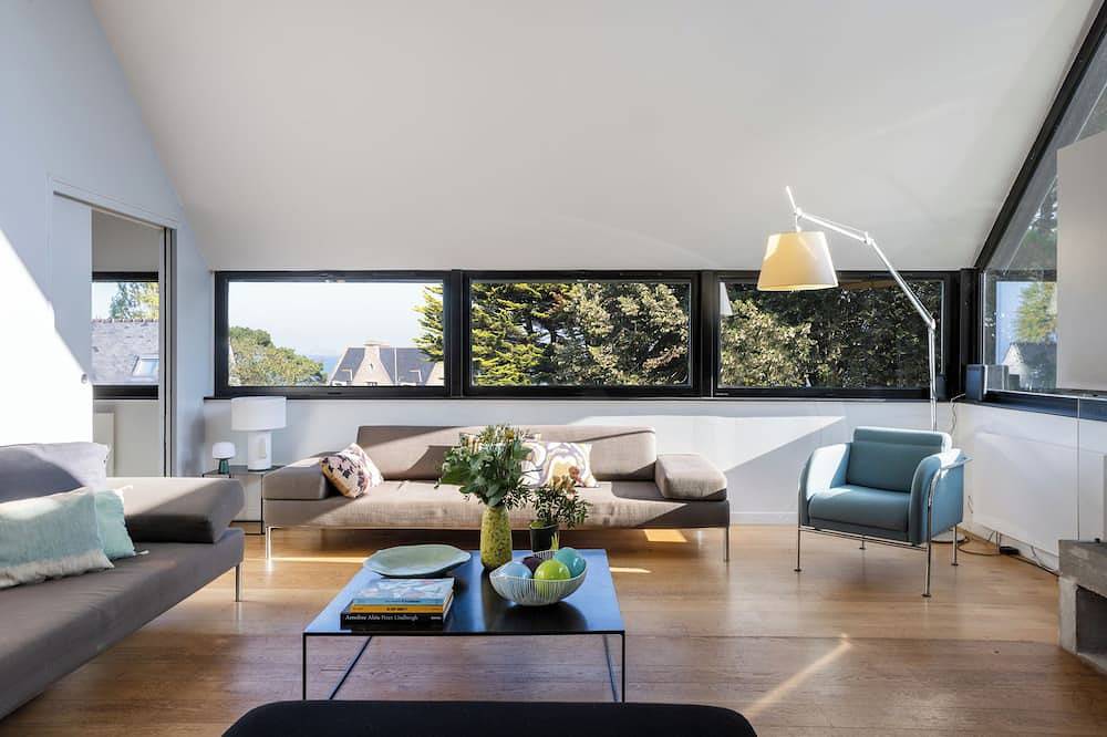 Villa Home by U sea view in Saint-Jacut-de-la-Mer, Dinan region