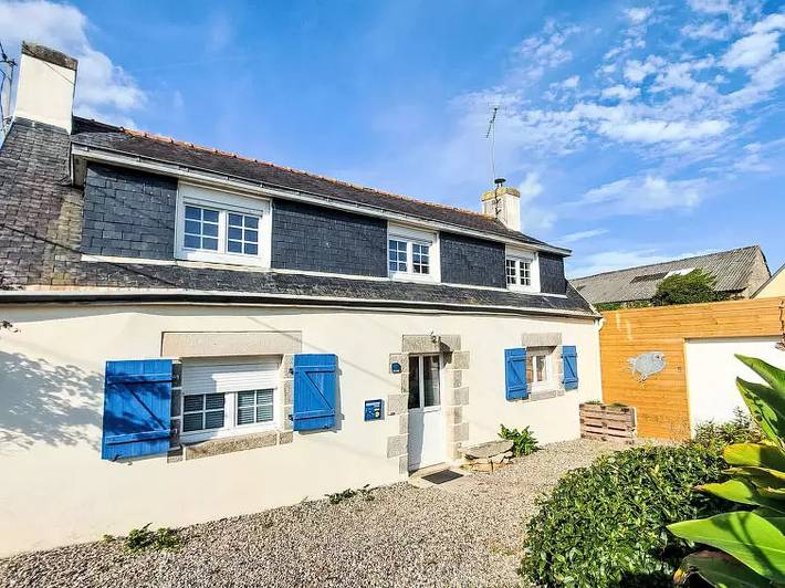 Location de vacances pour 6 personnes, avec jardin à Plonéour-Lanvern