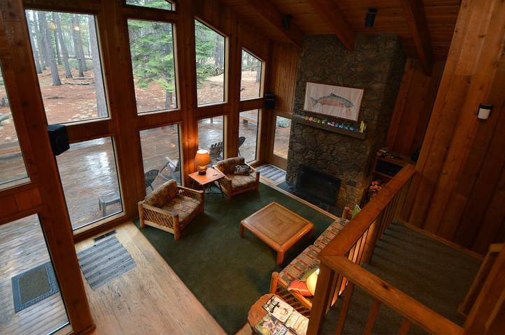Vacation rental for 8 people, with hot tub and pool as well as terrace in Black Butte Ranch