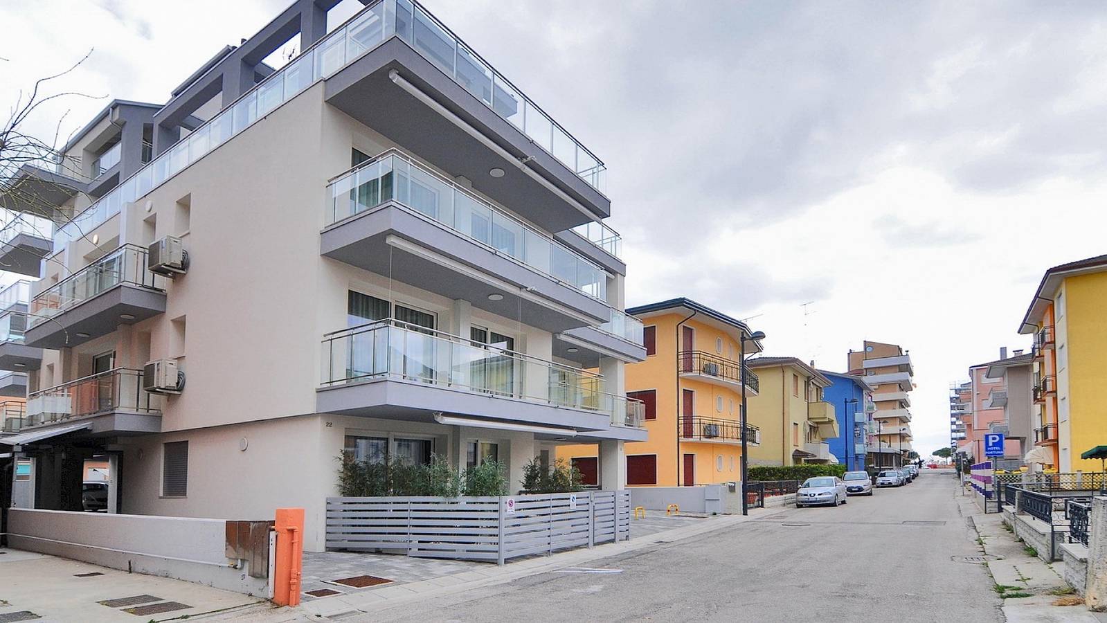 Appartement de vacances entier, Appartement de vacances pour 5 personnes avec balcon in Spiaggia di Ponente (Caorle), Caorle