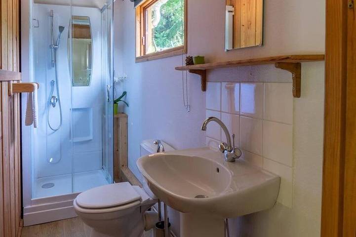 Gîte pour 5 personnes, avec terrasse, animaux acceptés dans Levier - 3