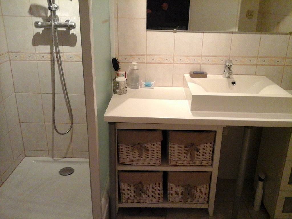 Bienvenue chez nous - Chambre 1 in Messigny-et-Vantoux, Région de Dijon
