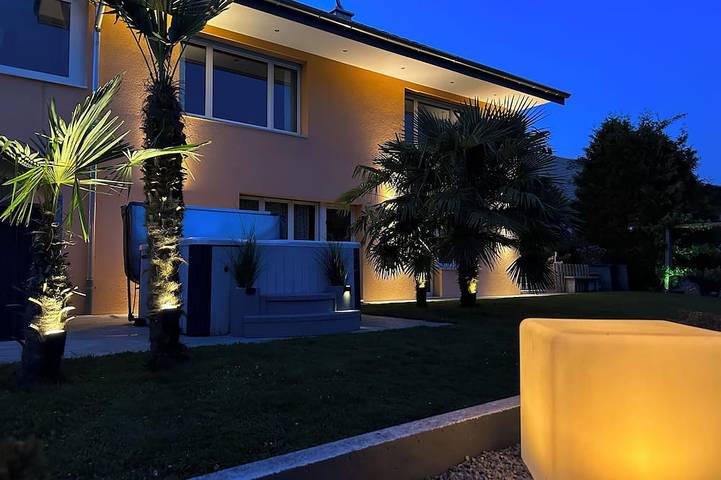 Vakantieappartement voor 4 personen, with tuin and whirlpool as well as terras - 1
