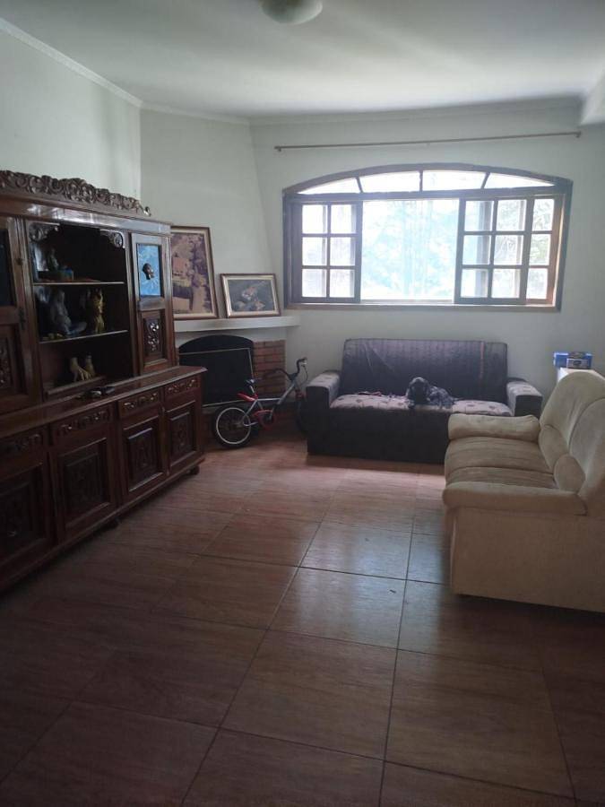 Casas e apartamentos de temporada para 15 pessoas, com terraço e piscina em Cabreúva