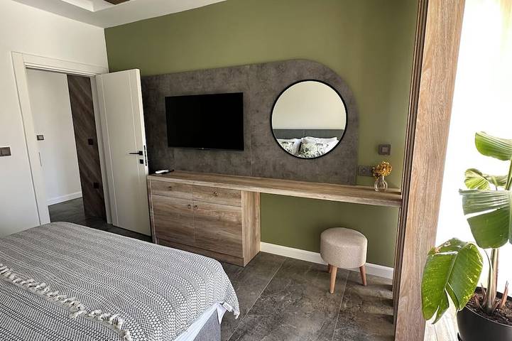 Ganze Wohnung, Ruhige Apartment mit 2 Schlafzimmer und schöner Garten in Side, Manavgat