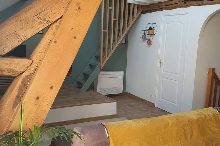 Entire apartment, Cozy 2-bedroom apartment with Wifi, secured car park, minutes away from Disney in Montévrain, Seine-et-Marne