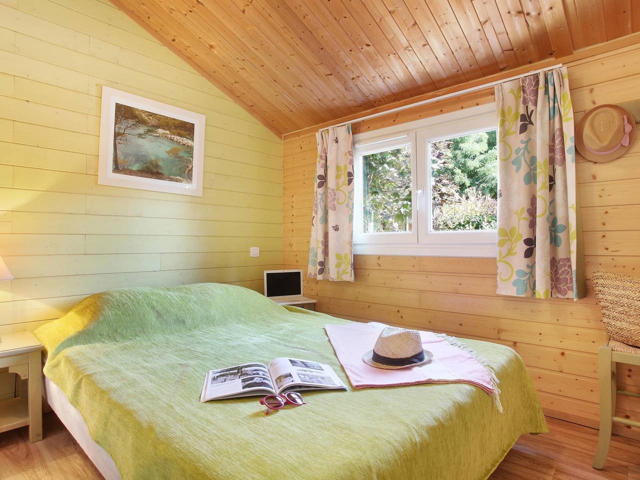 Chalet in Provence with Shady Pine Retreat in Carnoux-en-Provence, Marseille region