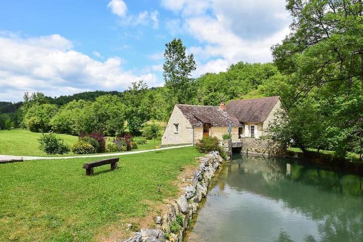 Location de vacances pour 4 personnes, avec Jardin à Peyrilles