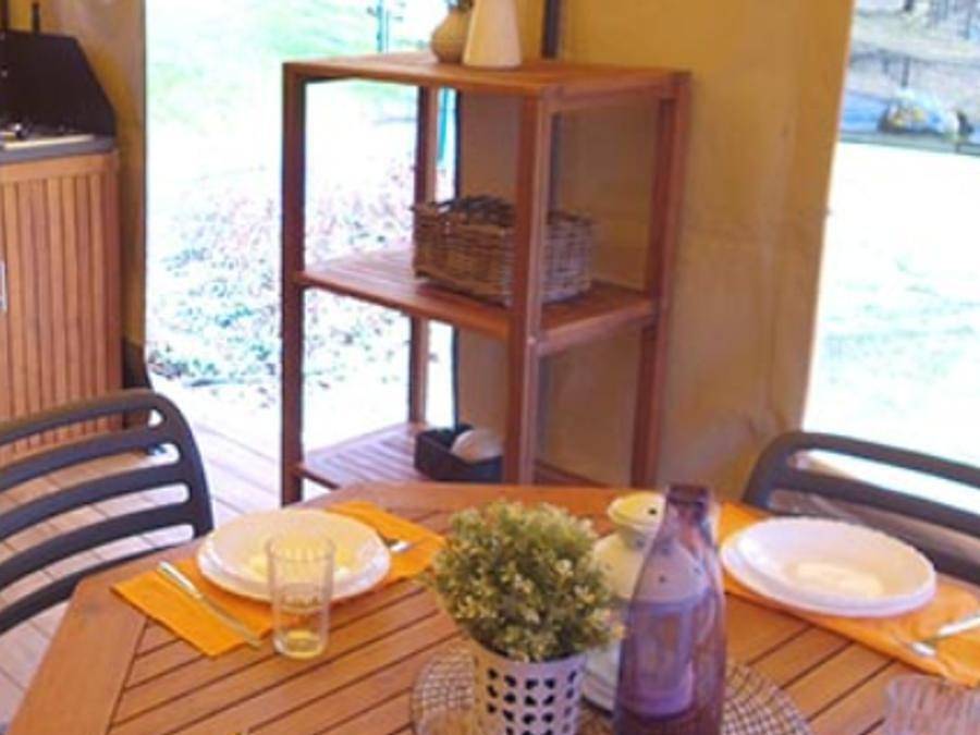 Vvf Villages - Les Rives de Dordogne - Martel - Bungalowzelt 6 personen - Hypitipy 23m²- 2 Zimmer - ohne Sanitäranlagen in Montvalent, Zentralmassiv