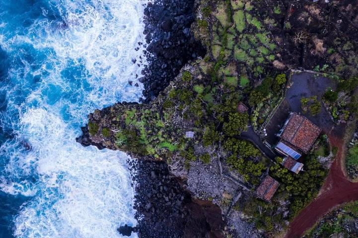 Casa de férias para 2 pessoas, com vista e jardim em São Roque do Pico