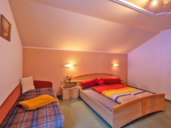 Ferienwohnung für 6 Personen, mit Terrasse und Ausblick in Pfunds - 4