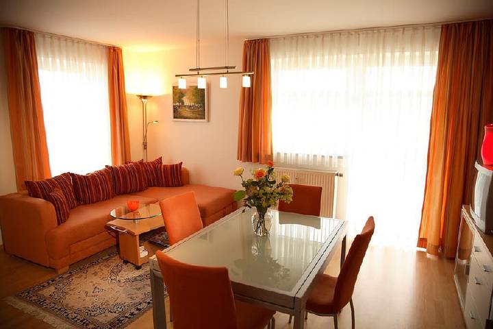 Ganze Wohnung, Auszeit - Ihr Sibyllenbad Gästehaus - Appartement 1 Erwachsener in Neualbenreuth, Ostbayern