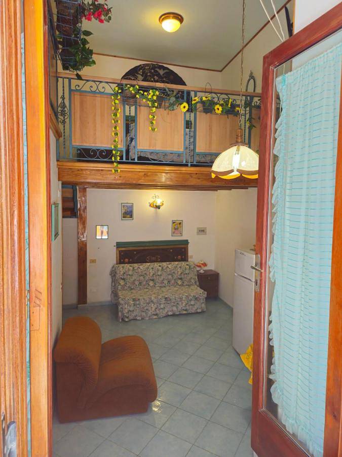 Maison d’hôte pour 2 personnes, avec terrasse, animaux acceptés à Lipari - 3