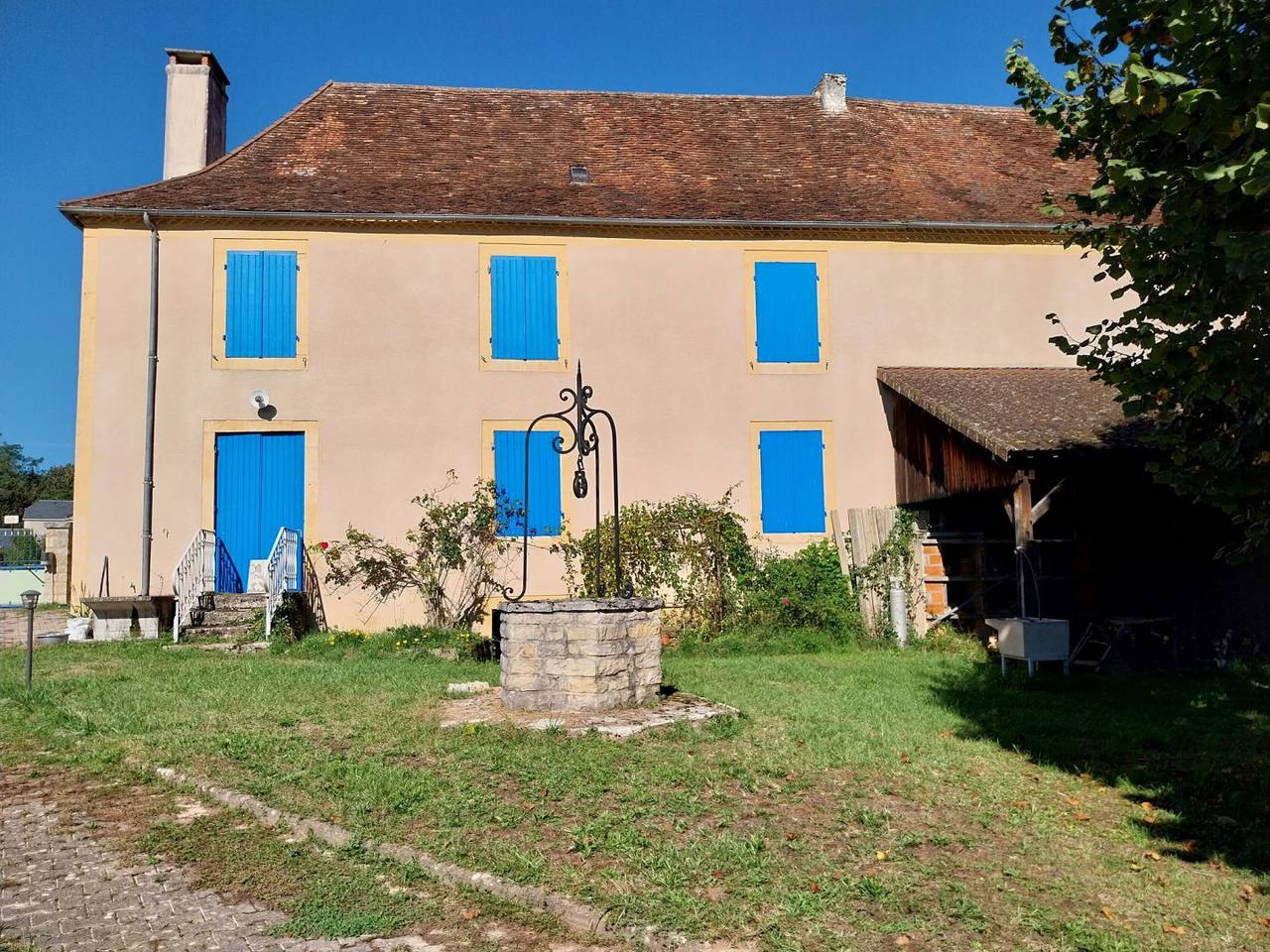 Au Détour d'hôtes Fort - Chambre supérieure in Hautefort, Périgord Noir