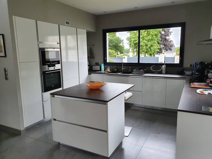 Welcome, maison de vacances avec terrasses, jardin privé et Wi-Fi in Le Relecq-Kerhuon, Région de Brest
