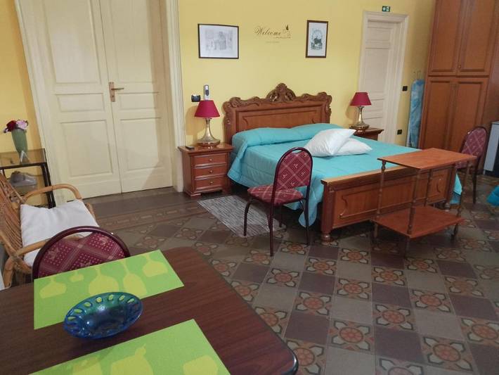 B&b per 4 persone, con panorama e balcone a Siderno