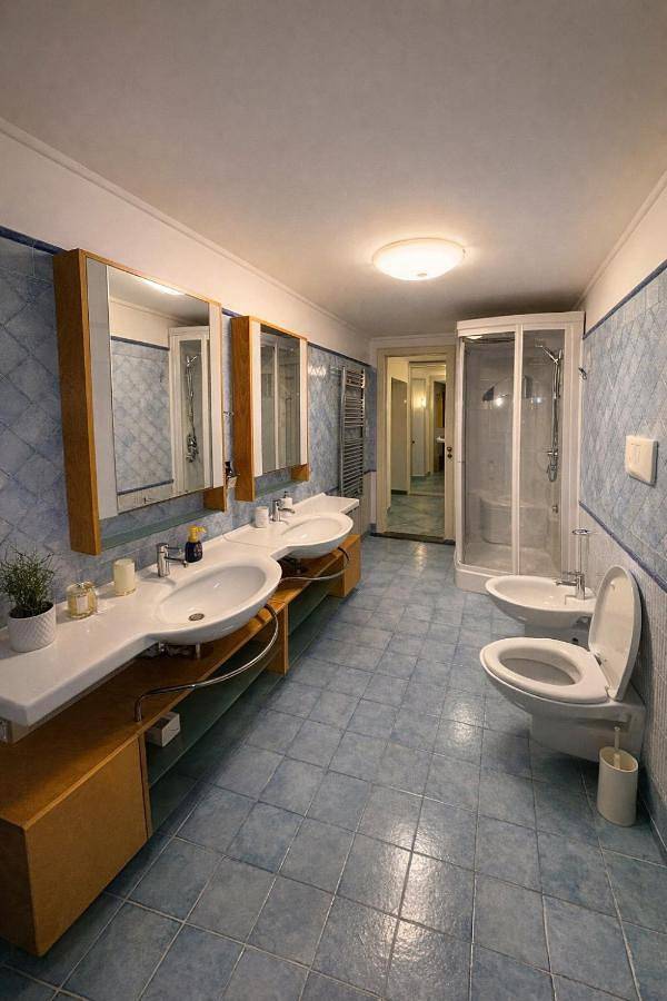 Deluxe Double or Twin Room with City View in Posillipo, Napoli
