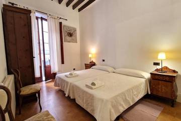 Apartment for 4 People in Palma Old Town, Palma, Photo 3