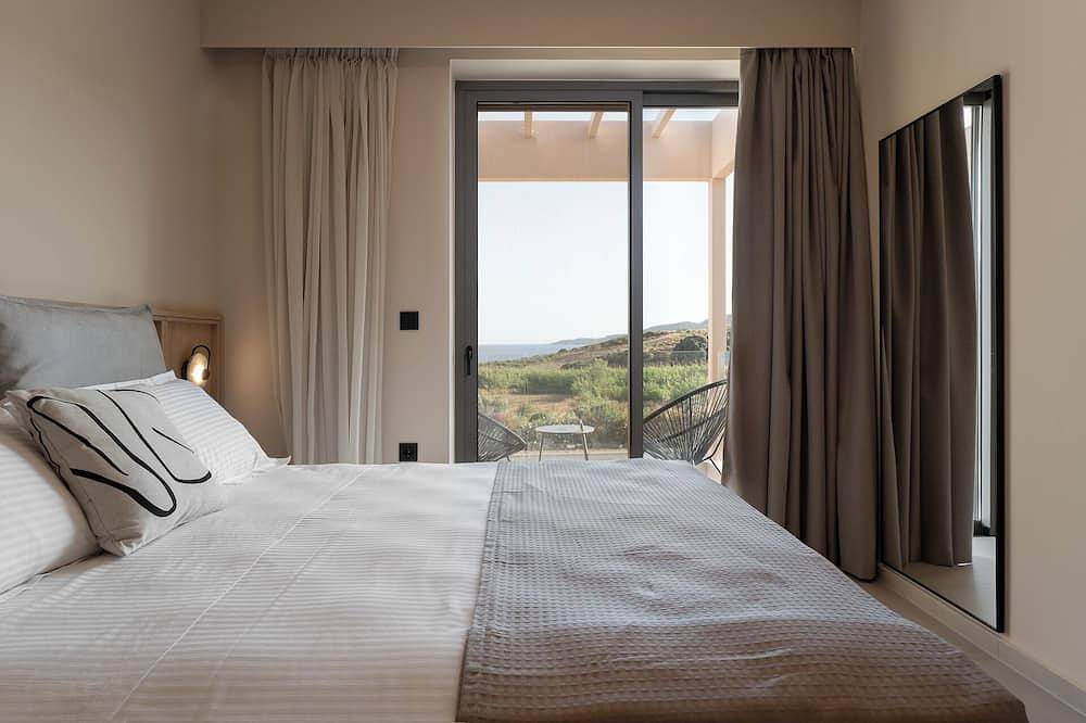 Villa Girl n Pearl | Elegant Luxury with Panoramic Sea View near Methoni in Methoni, Messenia