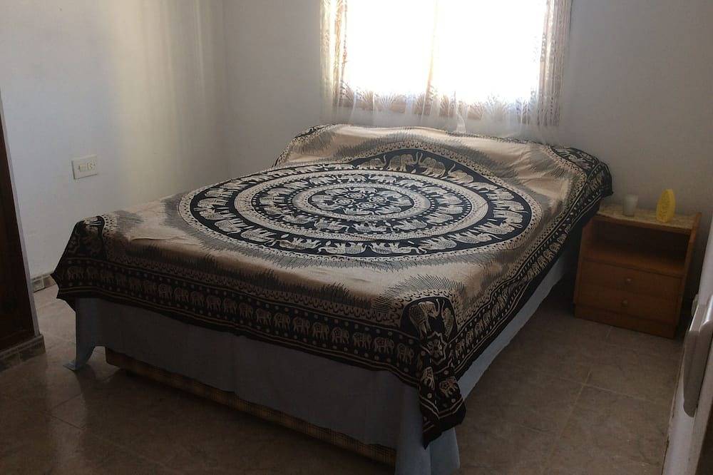3 bed detached villa in Bella Orcheta Alicante sleeps 6 plus in Orxeta, Costa Blanca