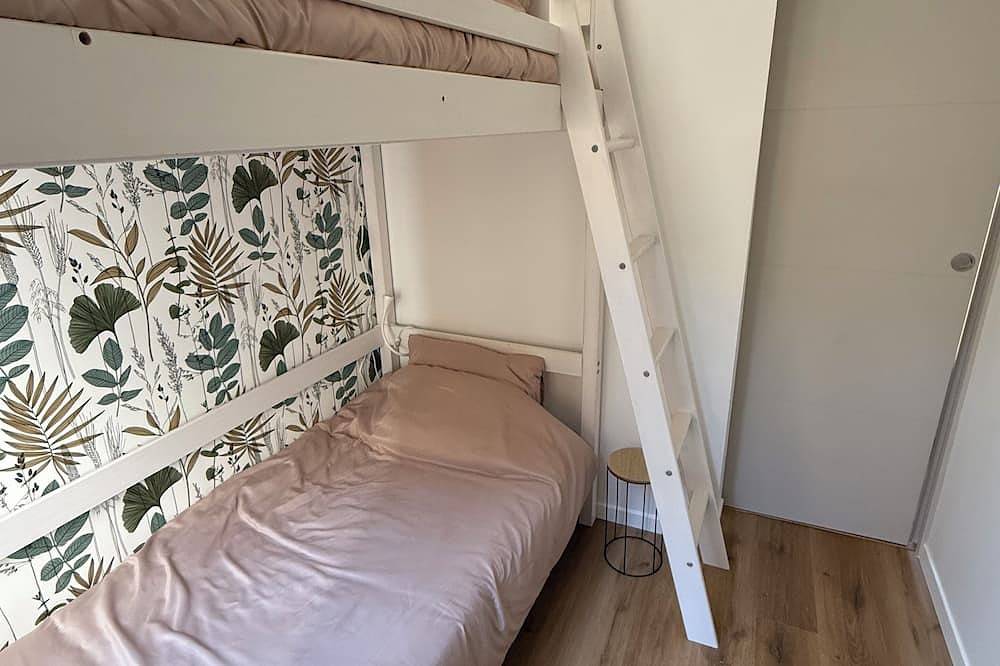 Ganze Wohnung, City center apartment with exterior in Charleville-Mézières, Ardennen