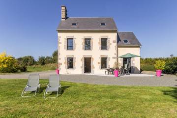 Gîte pour 9 personnes, avec jardin à Muneville-sur-Mer