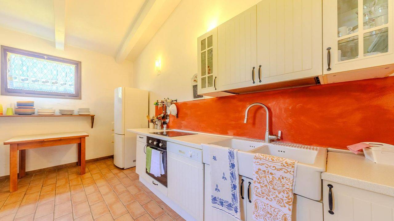 Casa vacanza per 16 persone con giardino in Frontino, Alta Via dei Parchi