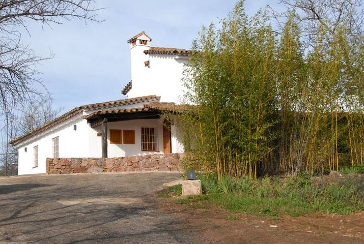 Ferienhaus für 3 Personen, mit Terrasse und Garten sowie Ausblick