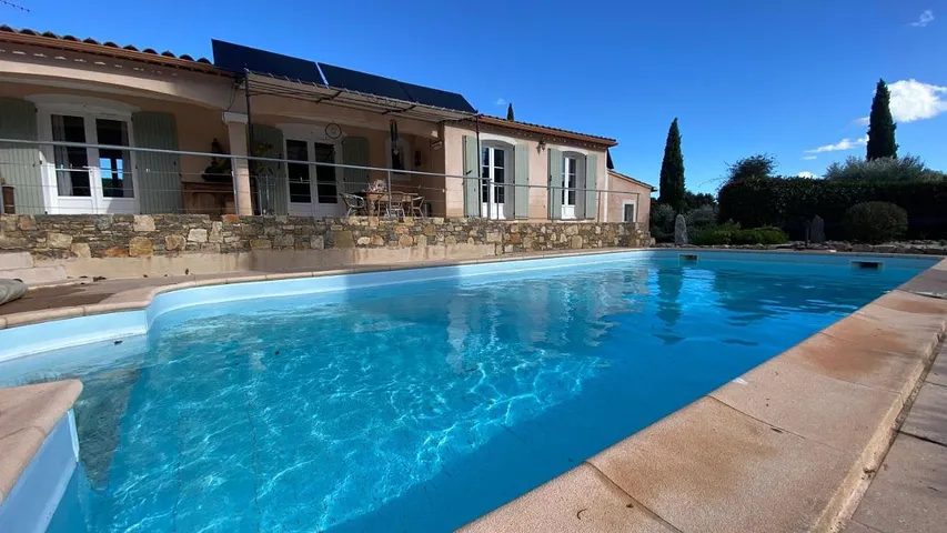 Chalet para 6 personas, con vistas además de jardín y terraza - 1