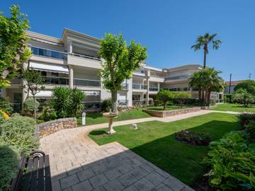 Location De Vacances pour 6 Personnes dans Antibes, Région de Cannes, Photo 2
