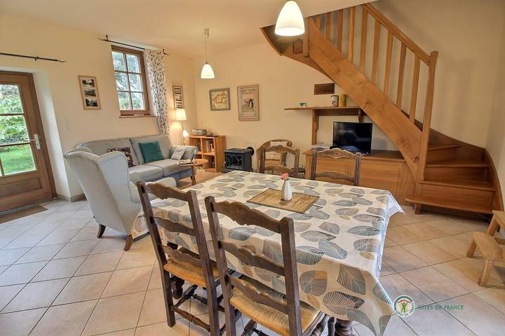 Gîte pour 3 personnes, avec terrasse à Ploubezre - 2