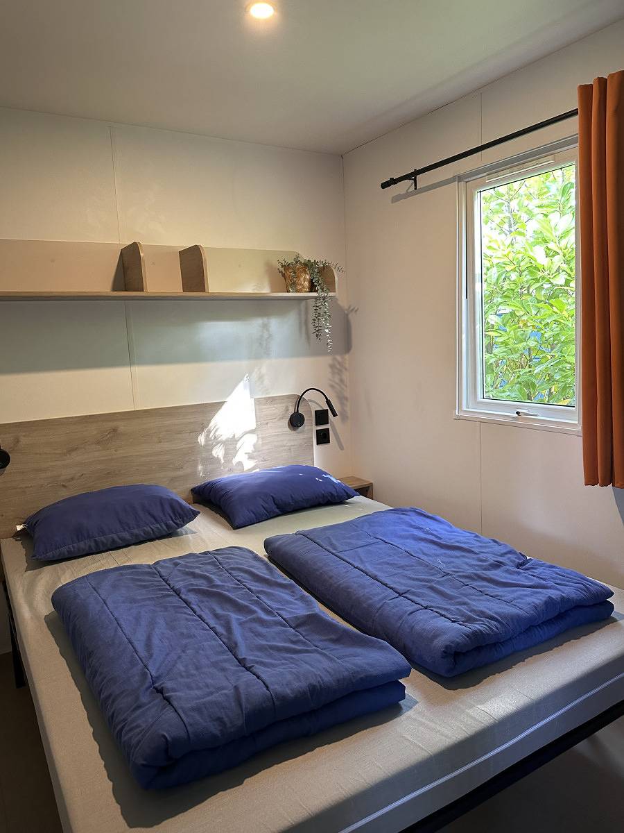 Kinderfreundliche 4-Personen-Lodge auf einem Familiencampingplatz in Wateren, Drenthe in Wateren, Regio Zwolle