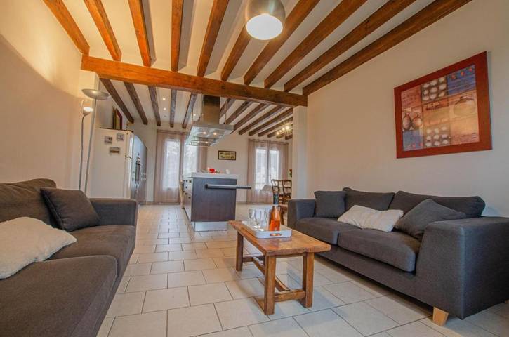 Location de vacances pour 6 personnes, avec jardin et terrasse à Laubressel - 3