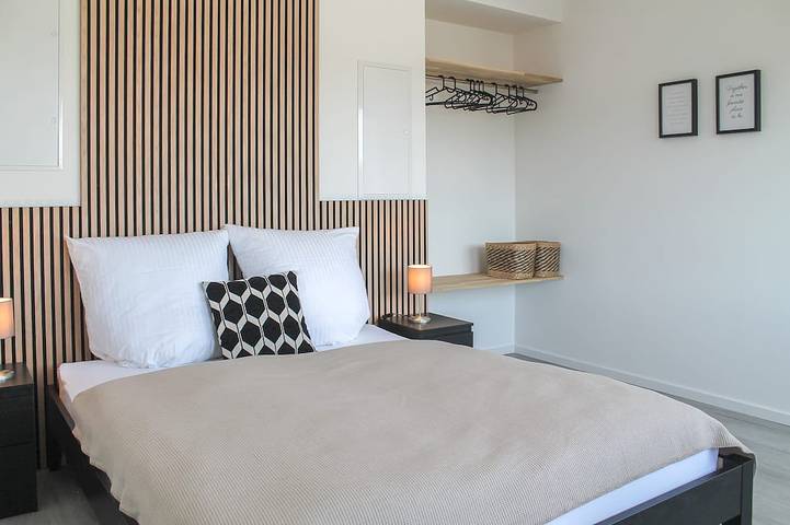 Apartamento entero, Close to the city center, with balcony, parking space and charging station in Deutsches Eck, Coblenza