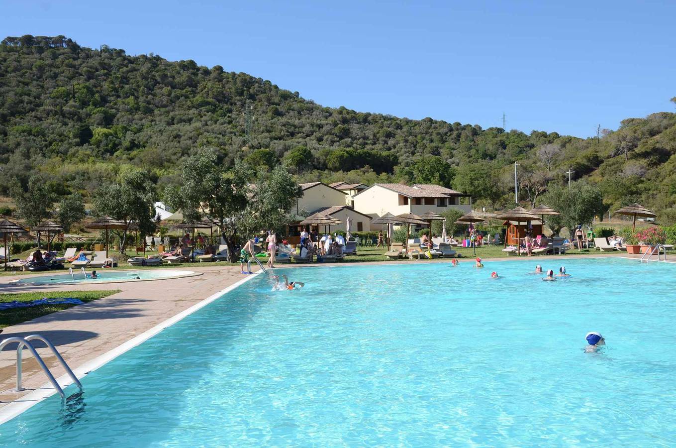 Hotelapartment mit Außenpool und Klimaanlage  in Campiglia Marittima, Etruskische Küste