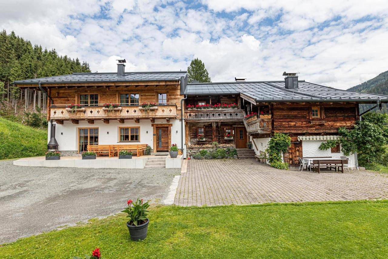 Superior Chalet in Hinterglemm, Saalbach-Hinterglemm