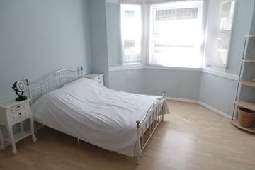 Holiday Home for 10 People in Broadstairs, Kent, Photo 2