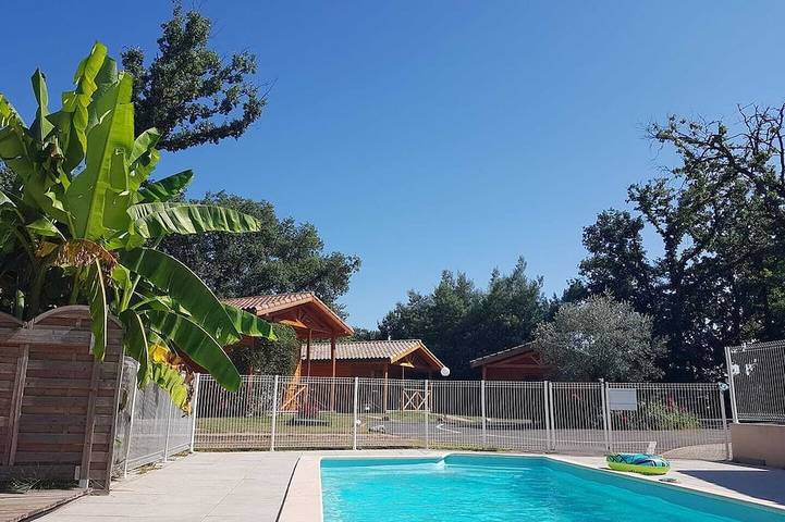 Gîte pour 4 personnes, avec piscine ainsi que jardin et terrasse à Fronton - 4