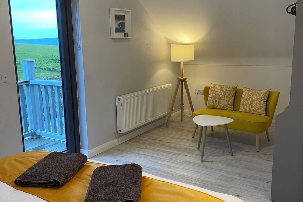 3 bedroom home with snooker/ gym studio by the sea in Rossnowlagh, Co. Donegal in Donegal, County Donegal