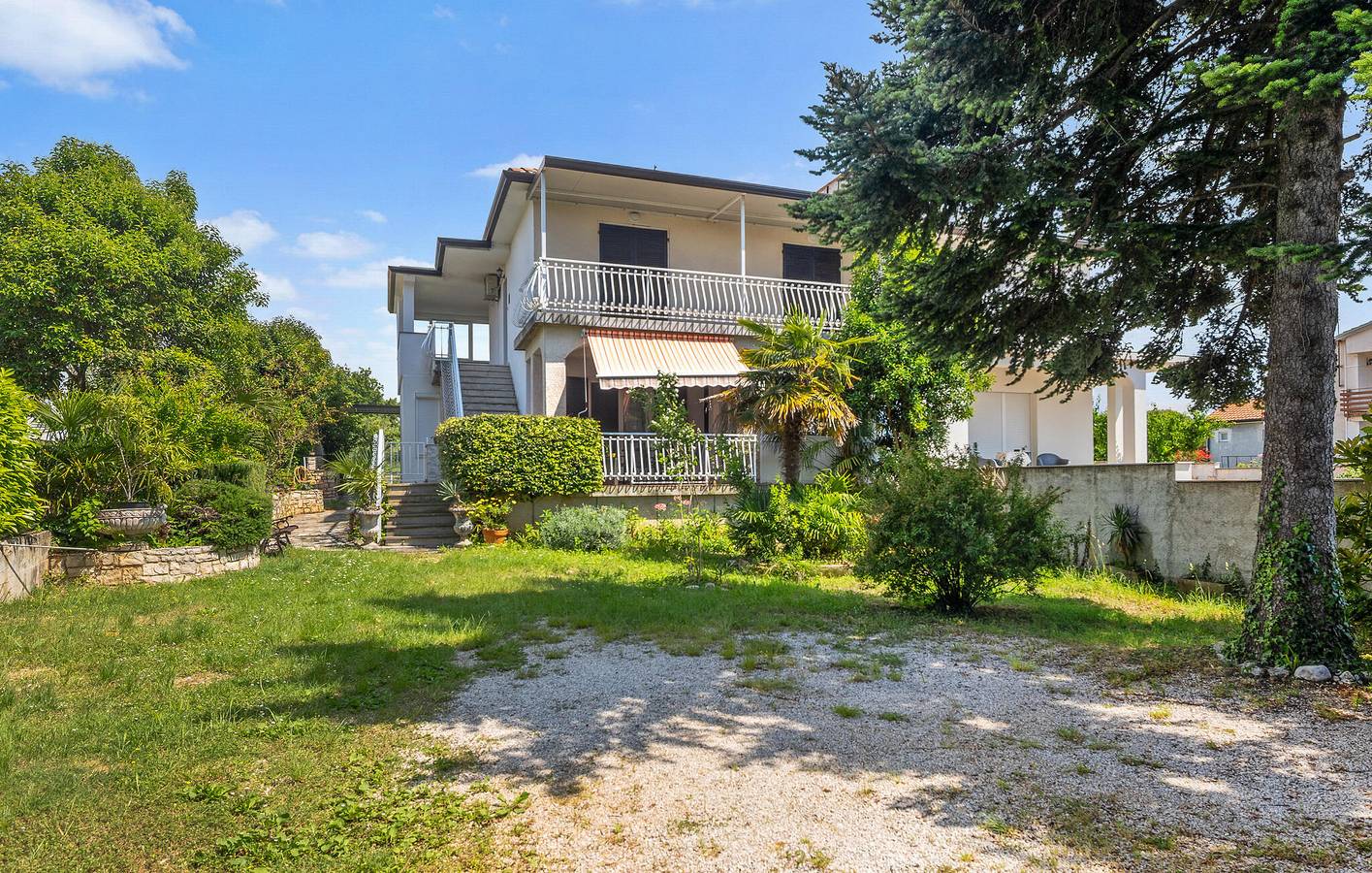 Ganze Ferienwohnung, Ferienwohnung für 6 Personen mit Terrasse in Lovrecica, Umag und Umgebung