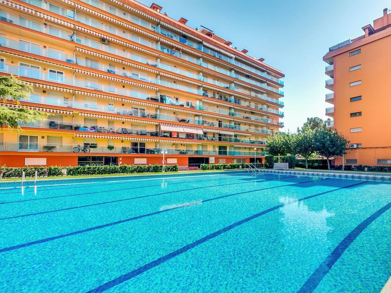Ganze Wohnung, Apartment in Santa Susanna mit Pool in Strandnähe in Santa Susanna, Costa del Maresme