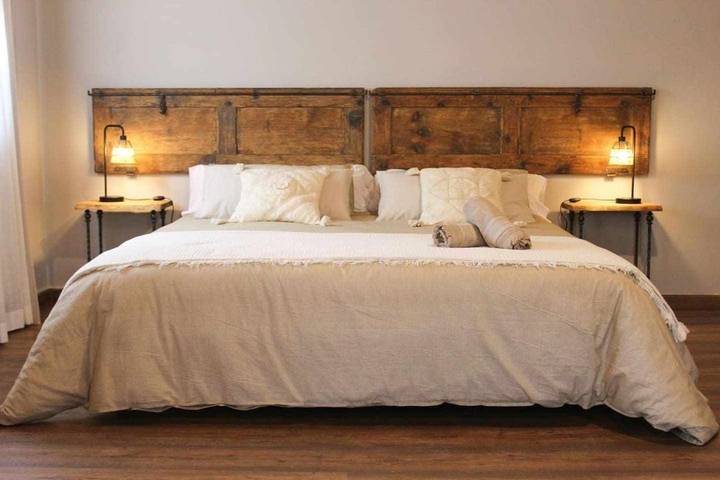 Hostal para 19 personas, con vistas y terraza, Se admiten mascotas en Provincia de Zaragoza